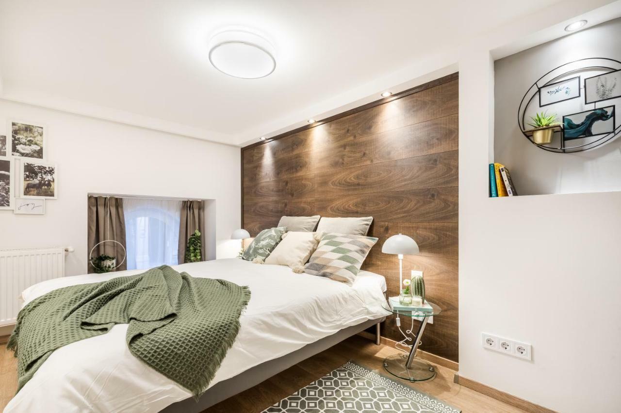 בודפשט Bpr Luxurious & Stylish Duplex Home מראה חיצוני תמונה